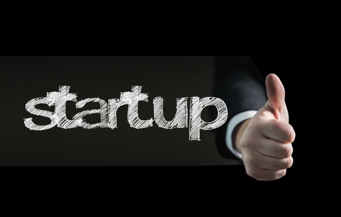 https://pixabay.com/photos/startup-start-up-growth-hacking 2480722/
